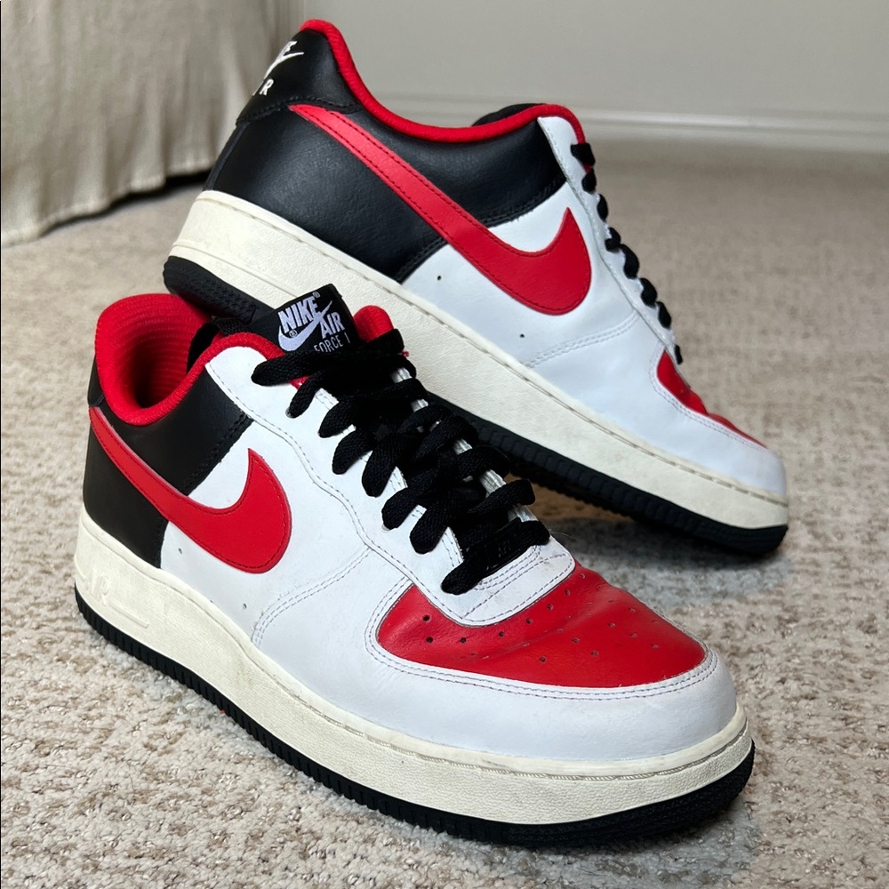 Nike Air Force 1